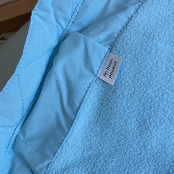 All in motion Blue puffer jacket - Picture 10 of 11